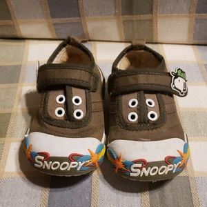 Snoopy Infant Shoes Size 20
